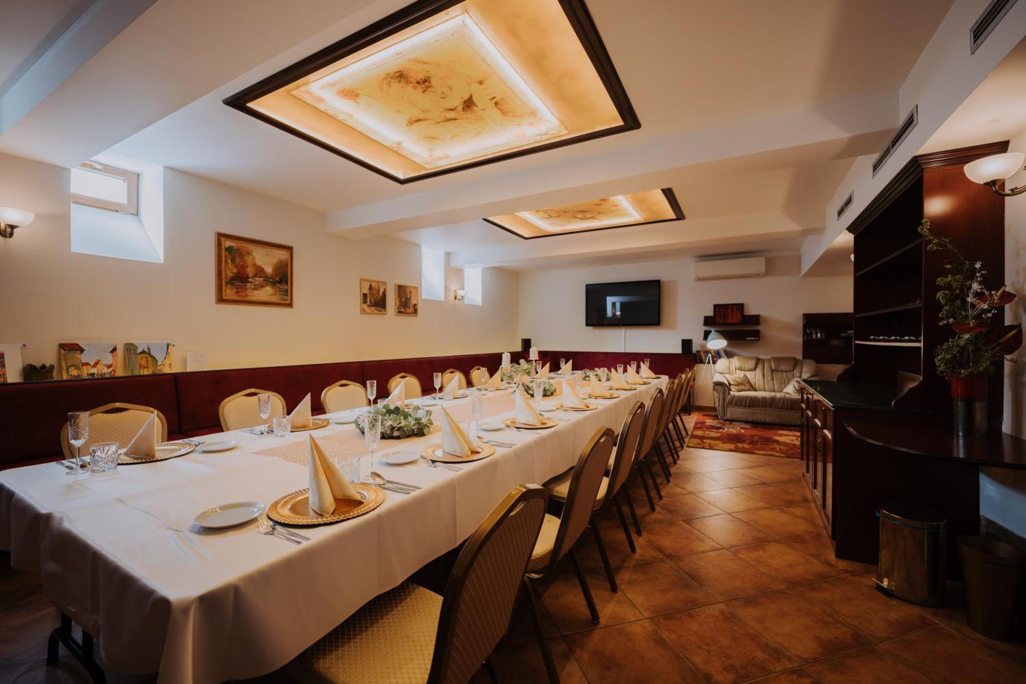 Boutique Hotel Maraton Kosice Exterior photo